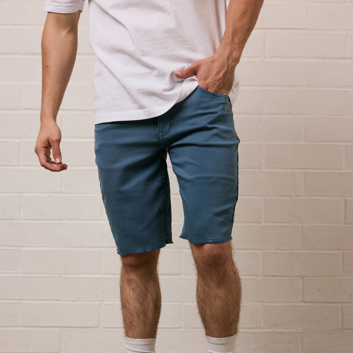 NOW DENIM SHORT - DOCKWORKER INDIGO