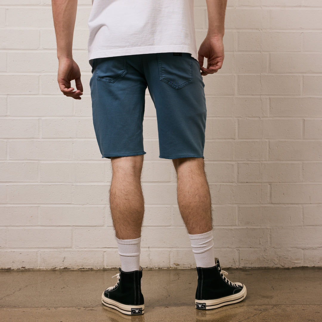 NOW DENIM SHORT - DOCKWORKER INDIGO