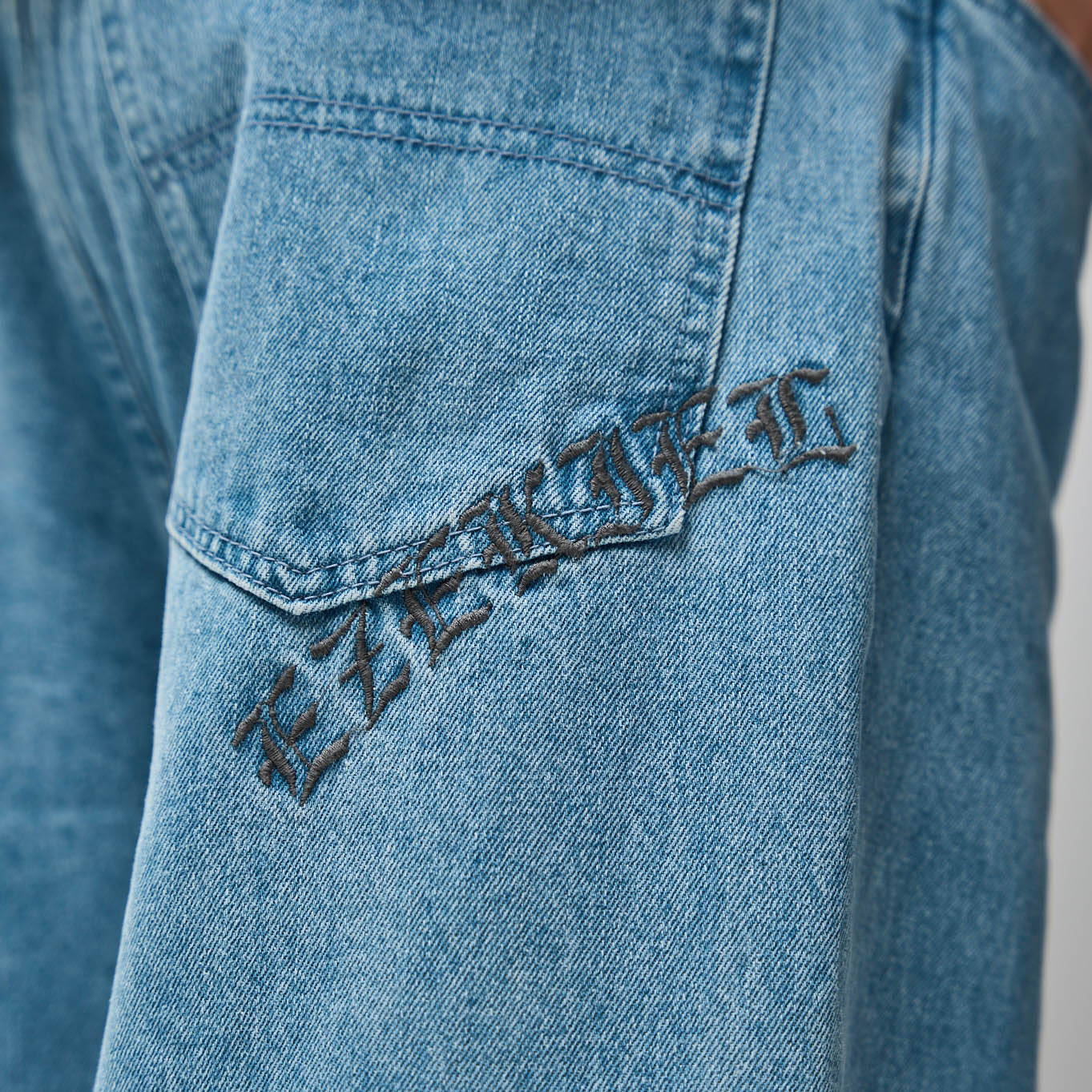 Ezekiel Getz Loose Fit Jeans – Baggy 90s Denim Pant